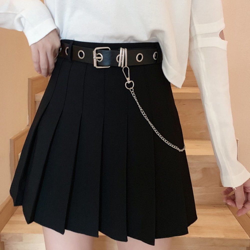 Black Pleated Mini Skirt | Japan Harajuku School - Picture 1 of 5